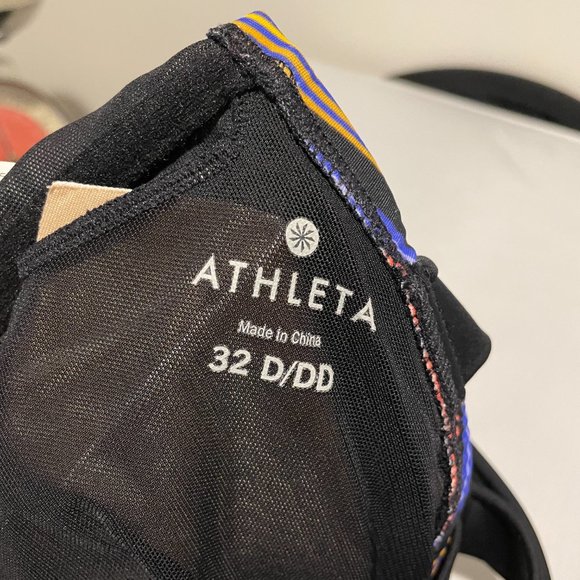 Athleta Capri Stripe Pura Bikini Top/Sports Bra Perfect Condition Size 32D/DD - Picture 10 of 10